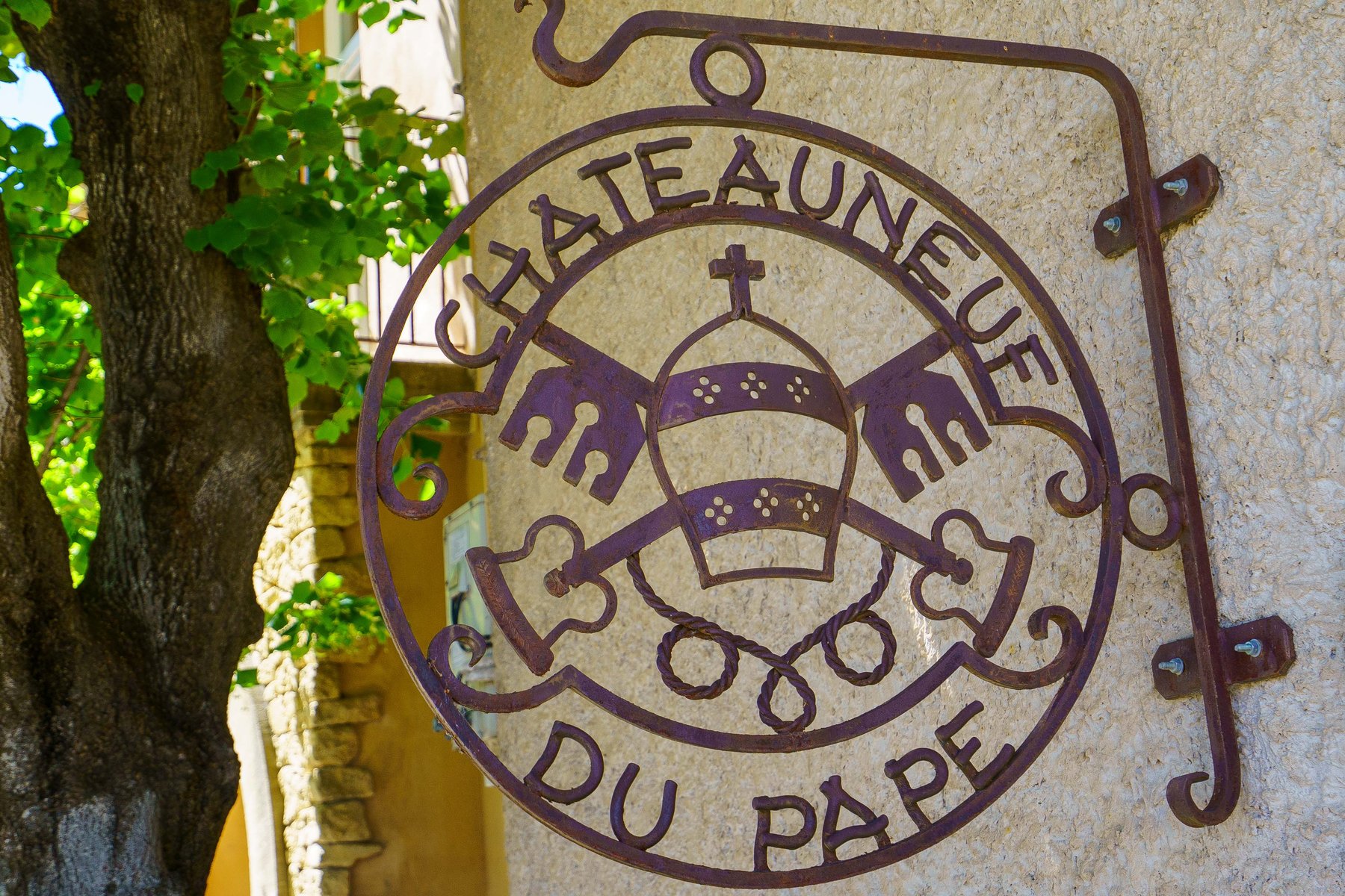 The village sign of Chateauneuf-du-Pape, France