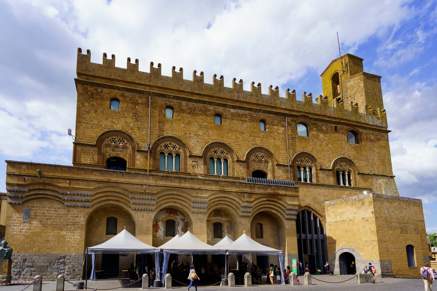 The Palazzo del Popolo in Orvieto, with its Romanesque arches and crenellations