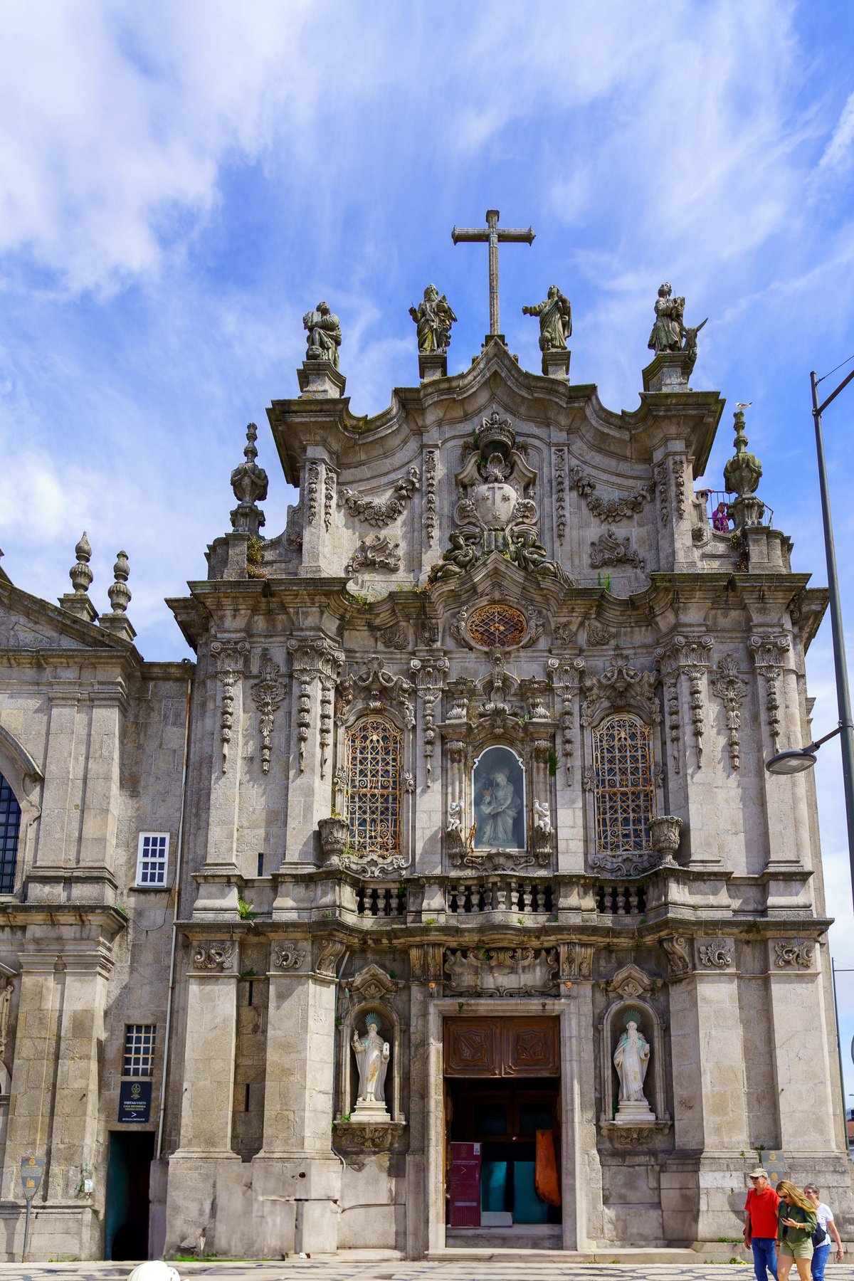 The ornate Baroque facade of Igreja do Carmo in Porto