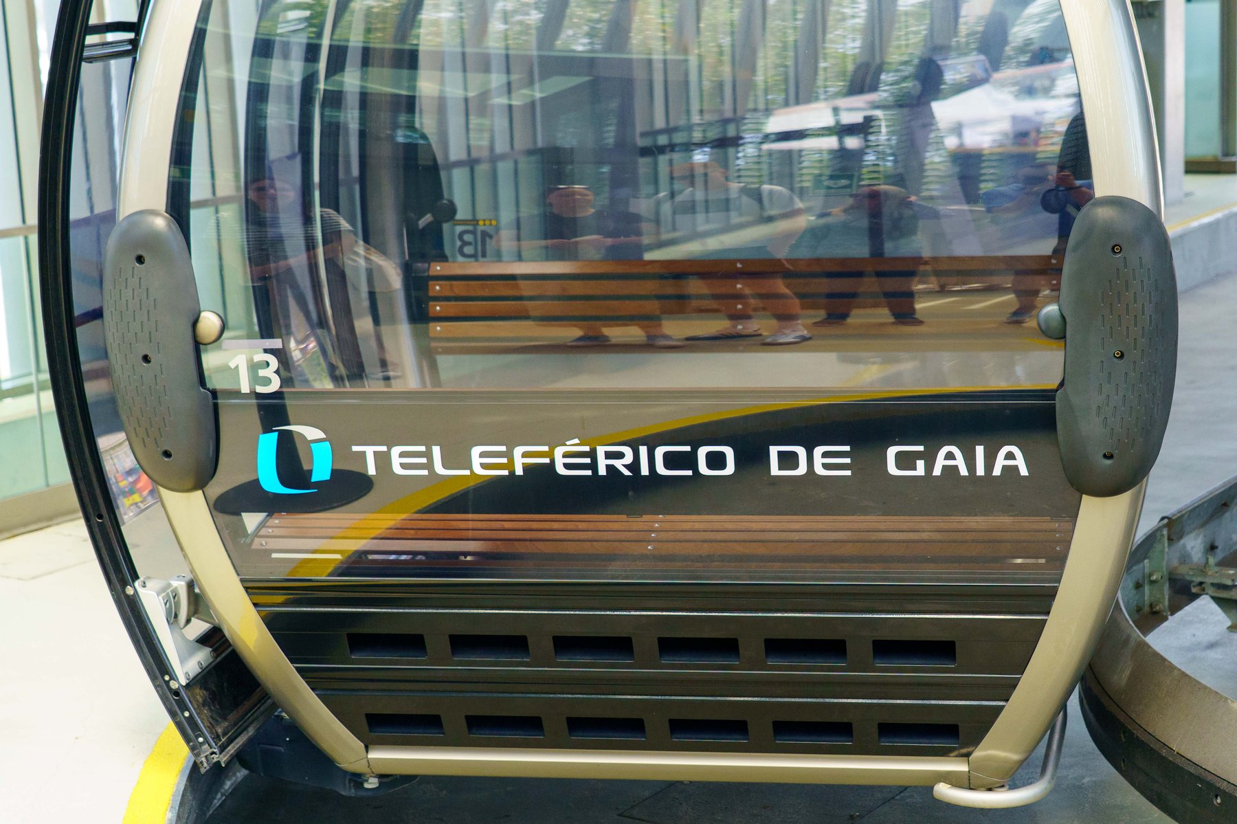 The door of a Teleférico de Gaia cable car cabin